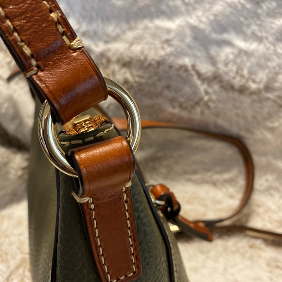 Dooney & Bourke Green Leather Shoulder Bag - Picture 2 of 10